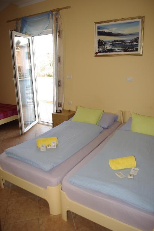 Apartments & Rooms Barbara Umag Bagian luar foto